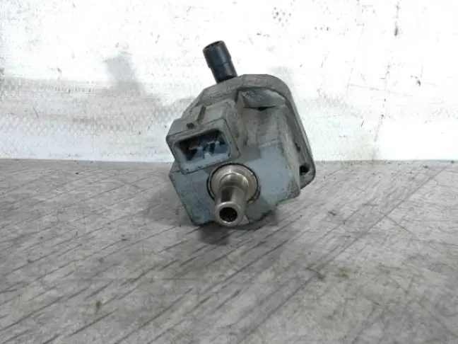 Клапан вакуумный Range Rover 3 L322 448DT: фото #3