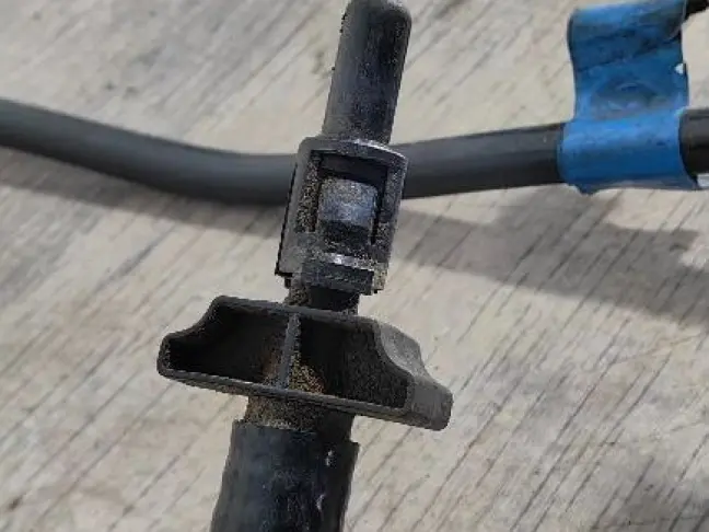 Топливная трубка Range Rover 3 L322 4.4 448DT: фото #4