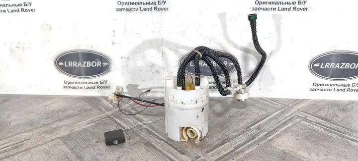 Бензонасос Land Rover Discovery 3 — вид снизу